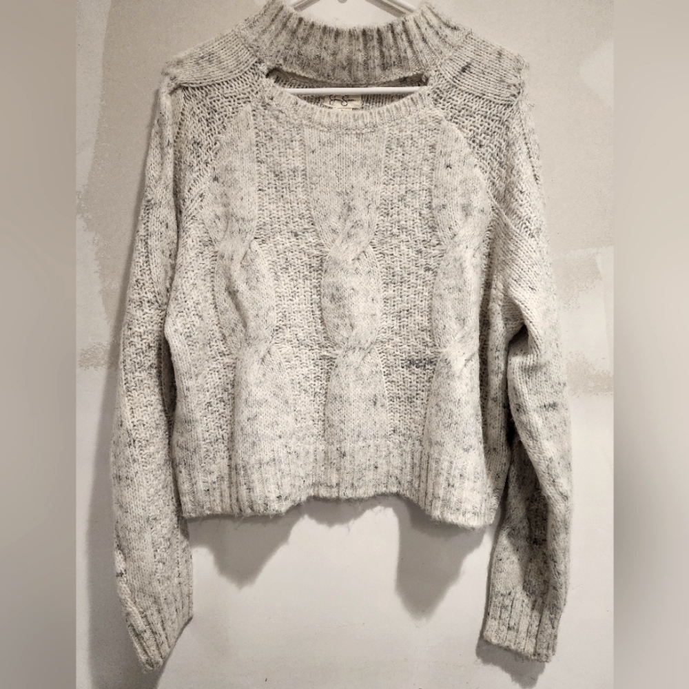 JESSICA SIMPSON CABLEKNIT SWEATER  SZ LG